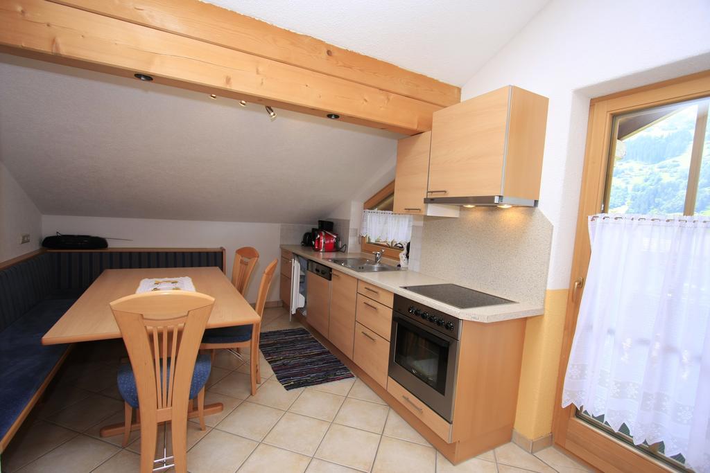 Ferienhaus Hoellwarth シュトゥンム 部屋 写真